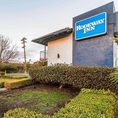 Rodeway Inn ואלחו מראה חיצוני תמונה