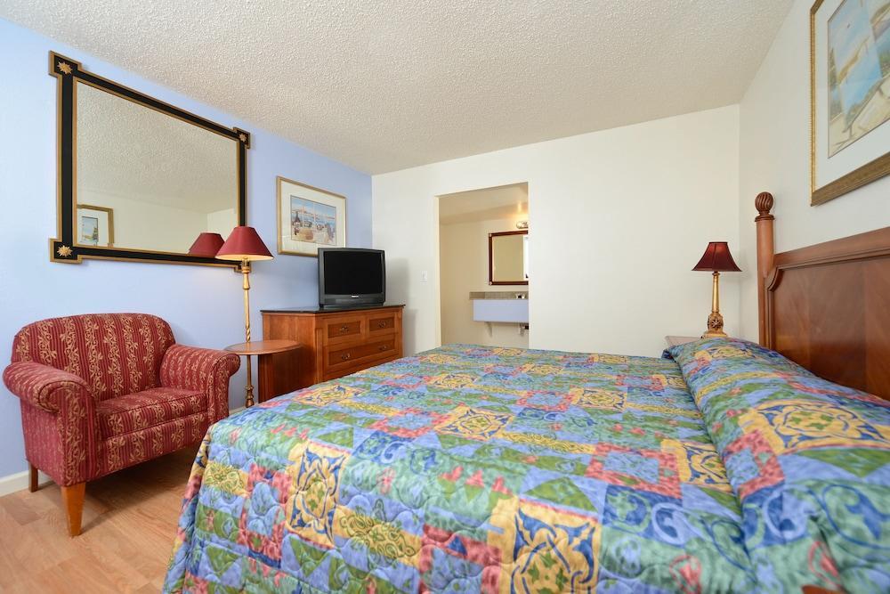 Rodeway Inn ואלחו מראה חיצוני תמונה